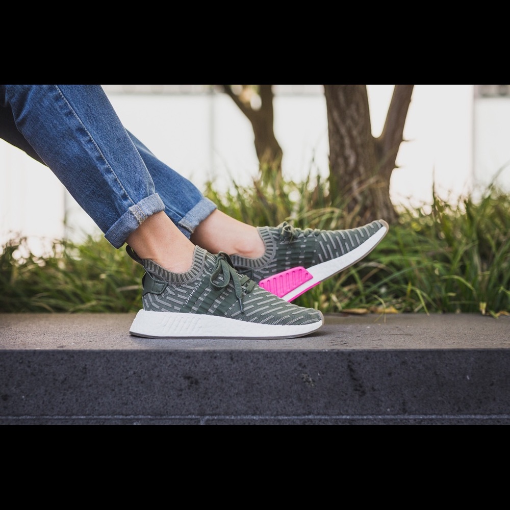 NMD R2